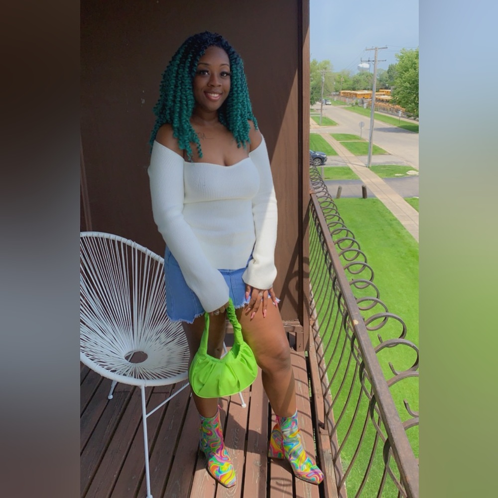 ✨Welcome To My Closet✨ - Picture 7 of 17